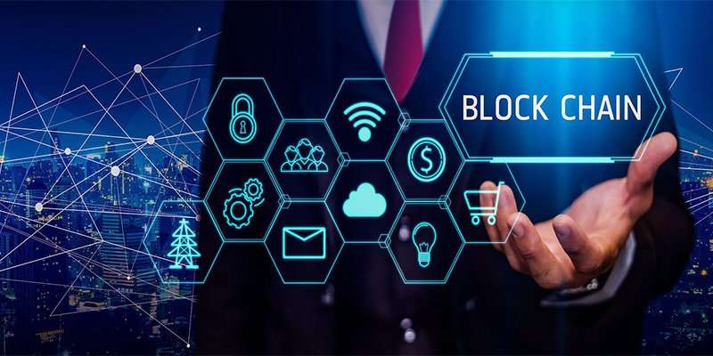 What are the solutions offered by blockchain security in cloud computing environments